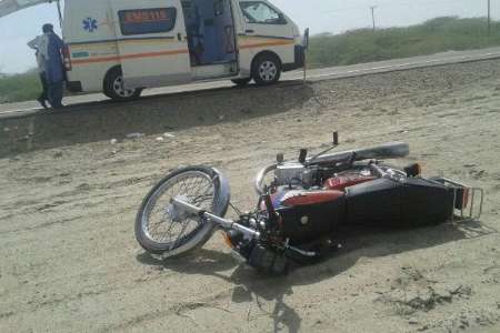 واژگوني موتورسيكلت در گناباد جان راكب آن را گرفت