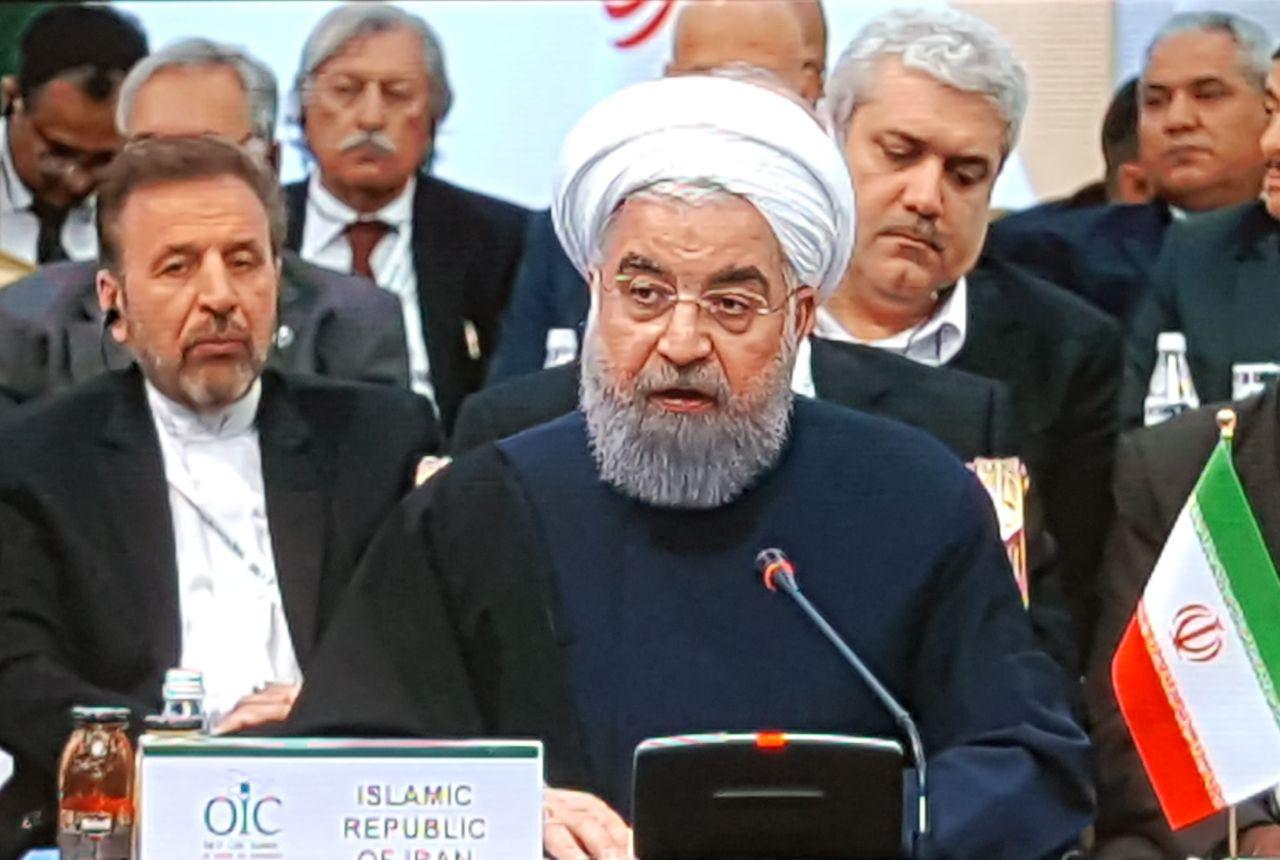 Iranian president: World of Islam can restore its glorious past