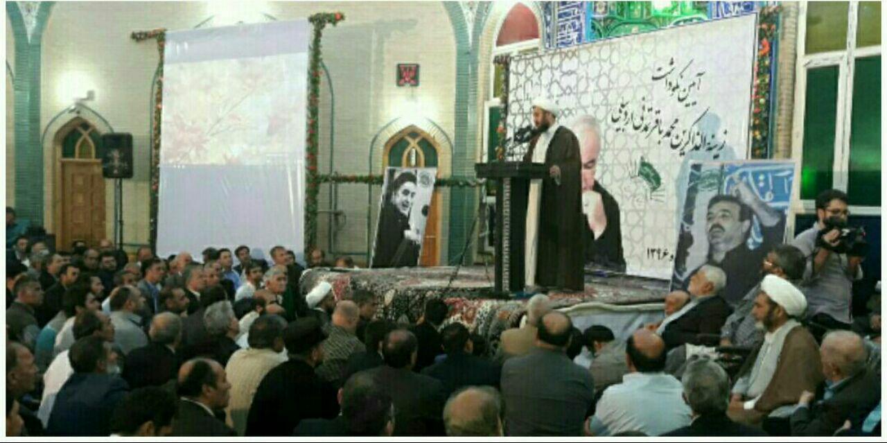 آیین نكوداشت محمد باقر تمدنی مداح پیشكسوت اردبیلی در اردبیل برگزارشد
