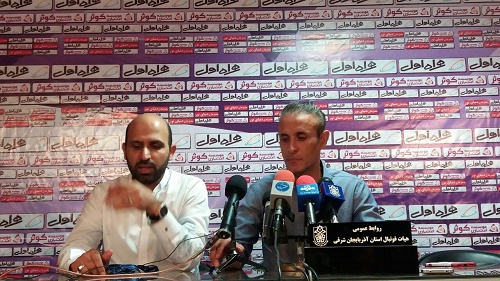 سرمربي تراكتورسازي:براي كسب سه امتياز بازي مقابل سياه جامگان كوشيديم سرمربي تراكتورسازي:براي كسب سه امتياز بازي مقابل سياه جامگان كوشيديم