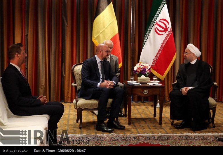 Ruhani: Ekonomik ilişkilerin gelişmesi bankacılık ilişkilerin gelişmesine bağlıdır Ruhani: Ekonomik ilişkilerin gelişmesi bankacılık ilişkilerin gelişmesine bağlıdır
