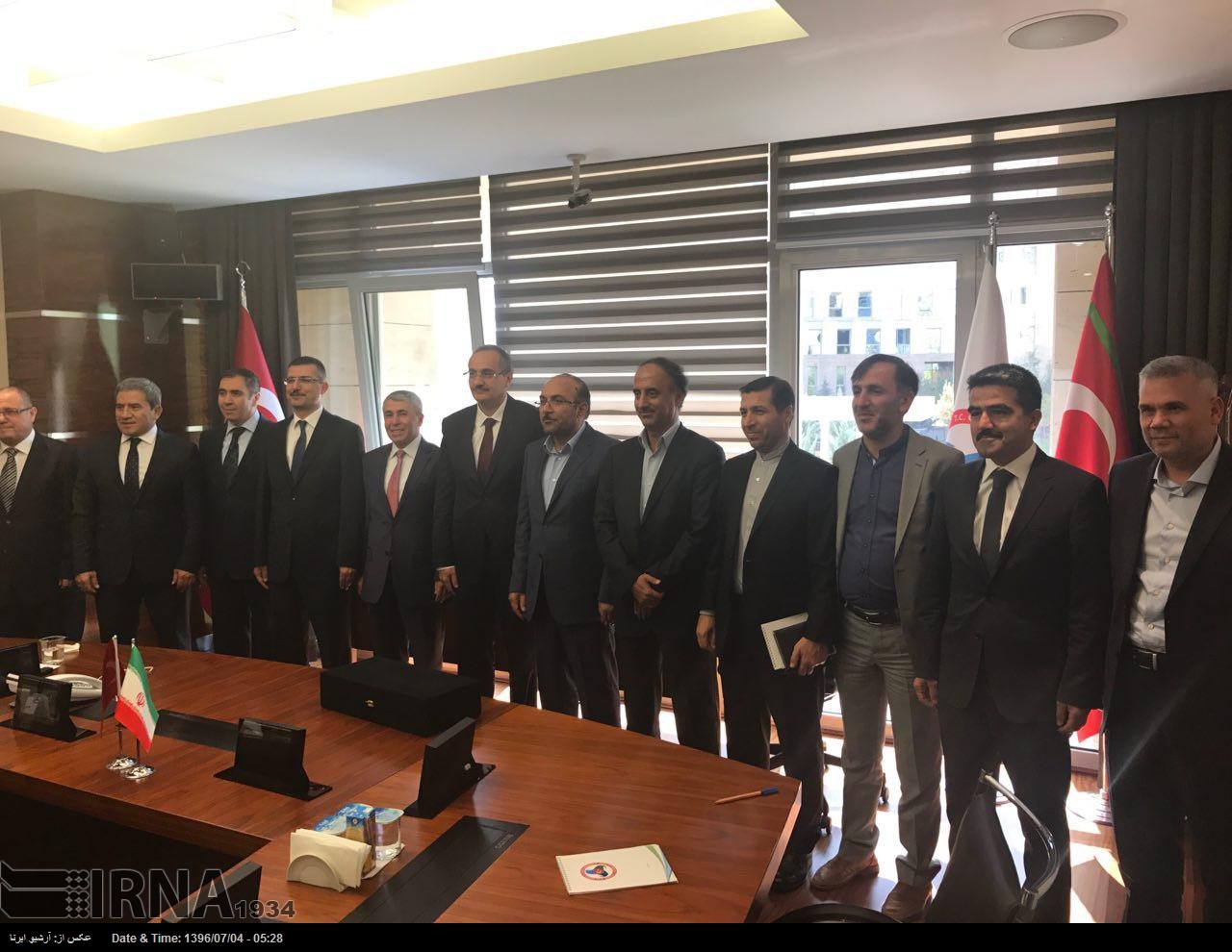 İran Gümrük Genel Müdürü, Türkiye sınırlarında İranlı yolculara saygılı davranması gerektiğini belirtti İran Gümrük Genel Müdürü, Türkiye sınırlarında İranlı yolculara saygılı davranması gerektiğini belirtti