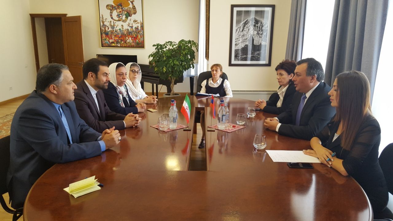Iran, Armenia discuss developing cultural relations Iran, Armenia discuss developing cultural relations
