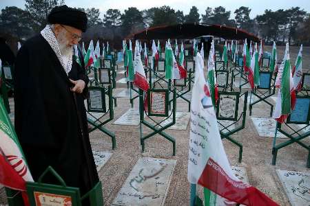 رهبر معظم انقلاب اسلامی : شهادت عطیه الهی برگزیدگان است