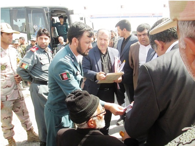 Iran extradites over 200 Afghan inmates Iran extradites over 200 Afghan inmates