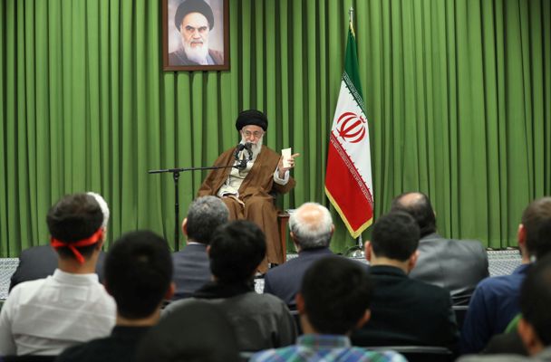 رهبر معظم انقلاب اسلامی: اگر طرف مقابل برجام را پاره كند، ما آن را ریز ریز می‌كنیم