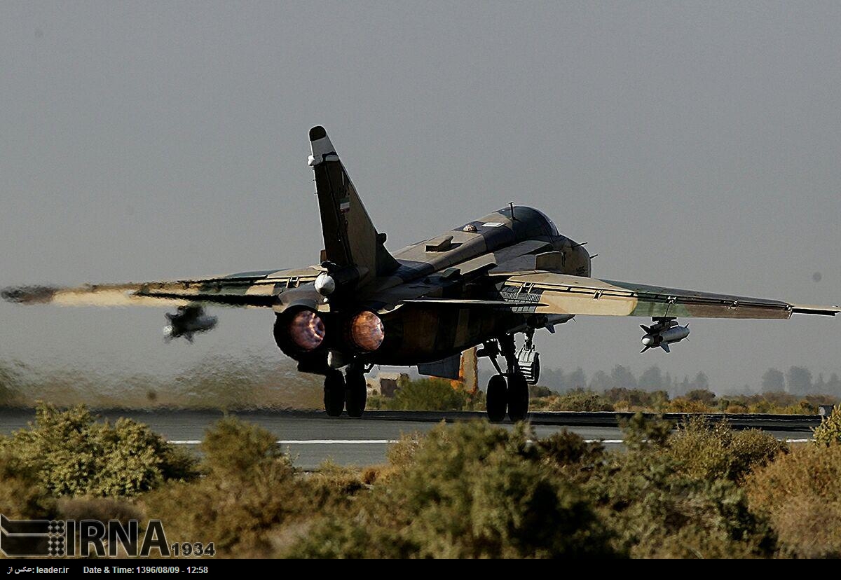 Comienzan las maniobras de la Fuerza Aérea del Ejército de Irán en el centro del país Comienzan las maniobras de la Fuerza Aérea del Ejército de Irán en el centro del país