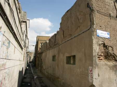 سكونتگاههای غیررسمی بستر بروز ناهنجاری های اجتماعی سكونتگاههای غیررسمی بستر بروز ناهنجاری های اجتماعی