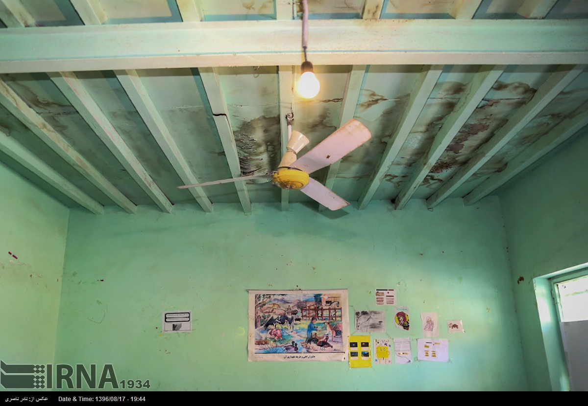 توضیحات آموزش و پرورش و نوسازی مدارس همدان در خصوص ریزش سقف مدرسه یک روستا