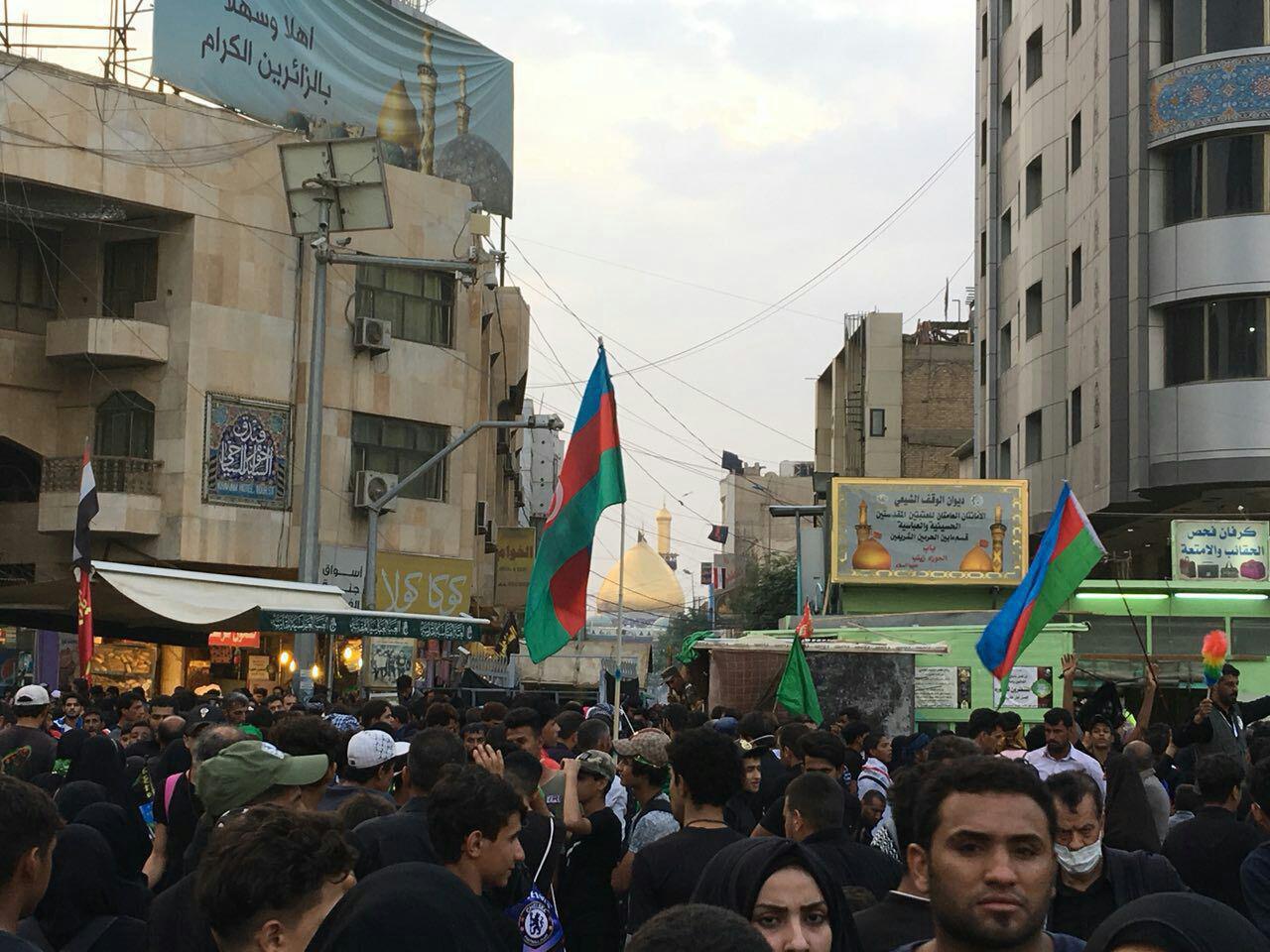 استقبال بی نظیر زائران جمهوری آذربایجان از پیاده روی اربعین استقبال بی نظیر زائران جمهوری آذربایجان از پیاده روی اربعین