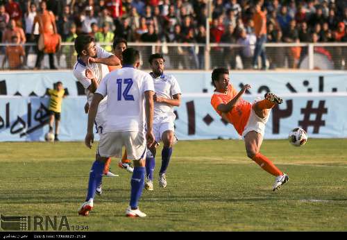 مقدمات خرید امتیاز یک تیم دسته دومی فوتبال در شیراز فراهم شده است  