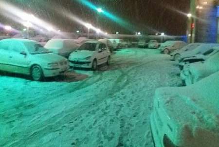 برف سه شهرستان خراسان رضوی را سفید پوش كرد / كمینه دما در این استان به 9 درجه زیر صفر رسید