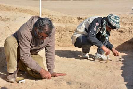 شناسایی 66گور باستانی در شهرسوخته