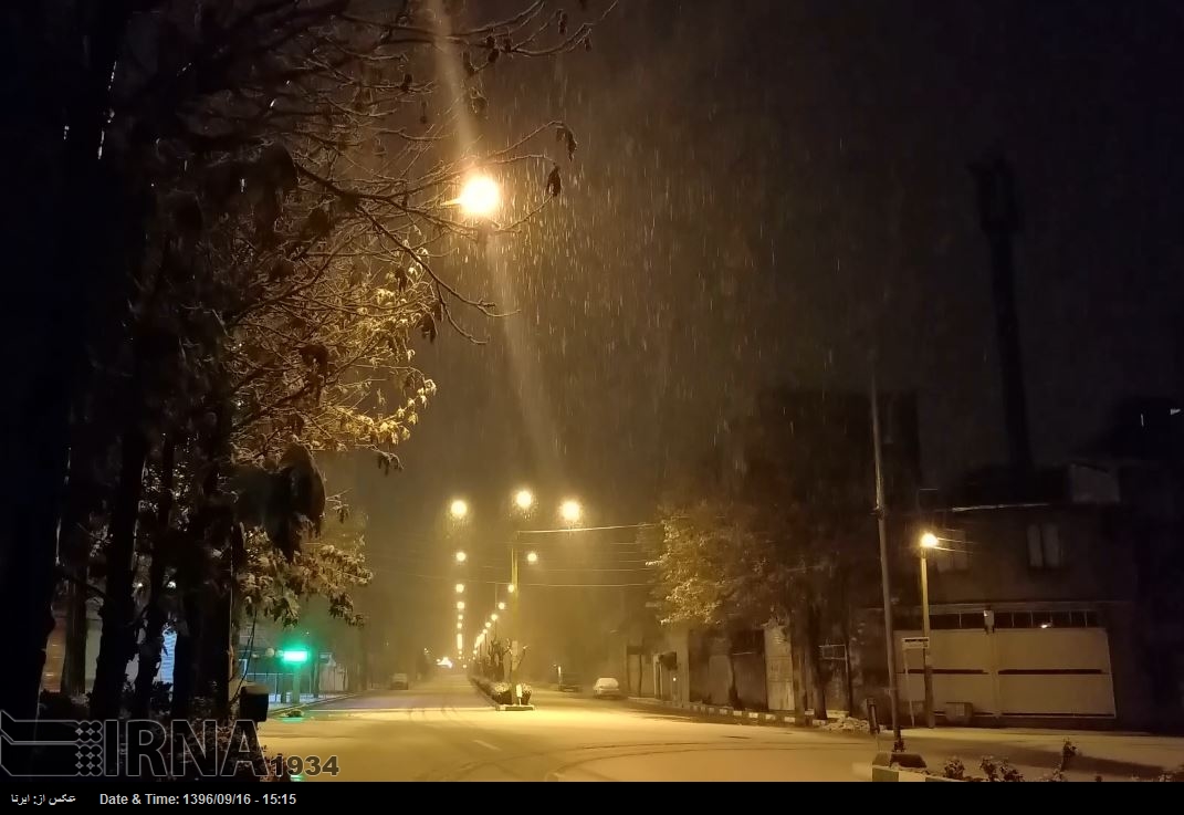 ارومیه - بارش نخستین برف پاییزی