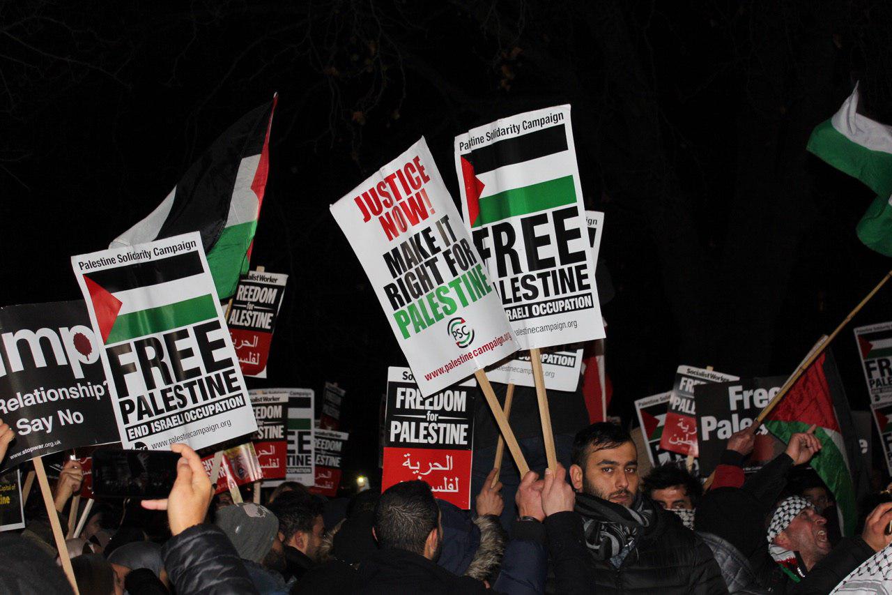 Muslims in London condemn Trump’s Holy Quds decision Muslims in London condemn Trump’s Holy Quds decision