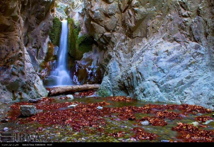 احداث زیرساخت‌های گردشگری آبشار در دلفارد جیرفت آغاز شد