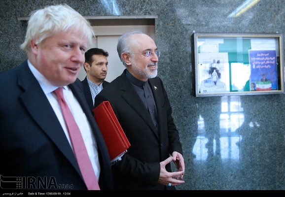 Téhéran et Londres appellent à la suppression des obstacles bancaires suite à la mise en place du PAGC Téhéran et Londres appellent à la suppression des obstacles bancaires suite à la mise en place du PAGC