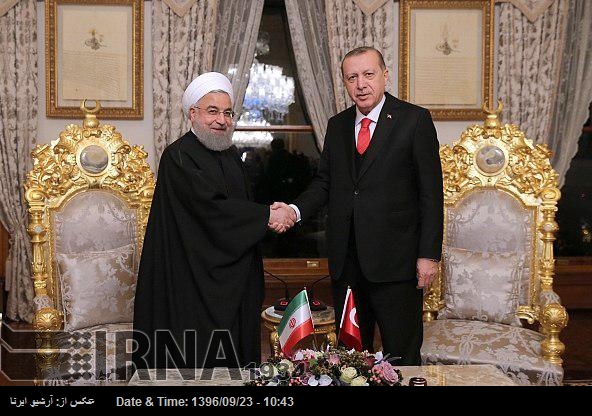 ایران اور ترکی دہشتگردی کیخلاف یکساں مؤقف رکھتے ہیں، صدر روحانی کی اردوان سے ملاقات ایران اور ترکی دہشتگردی کیخلاف یکساں مؤقف رکھتے ہیں، صدر روحانی کی اردوان سے ملاقات