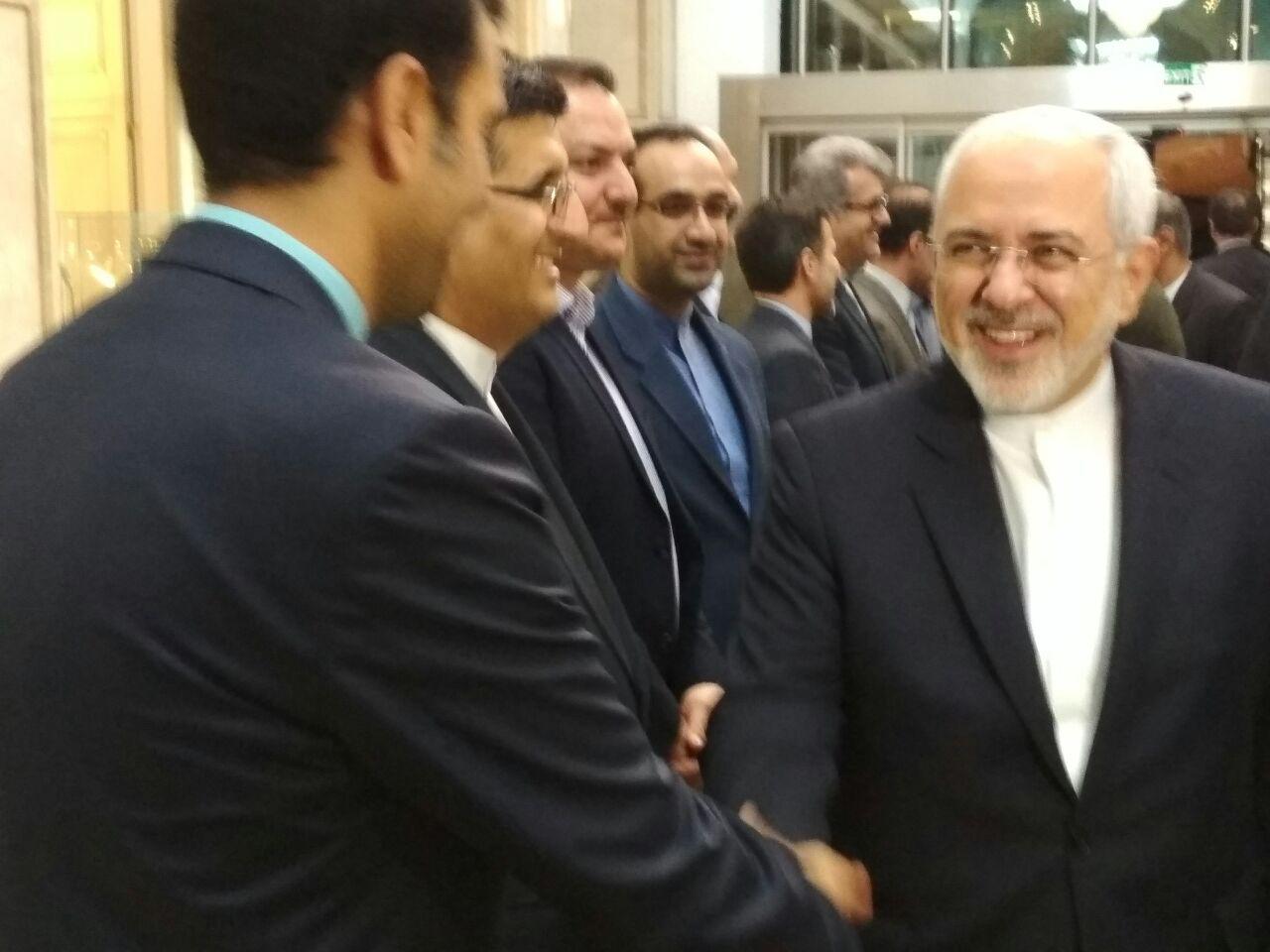 Zarif arrives in Baku to attend trilateral meeting Zarif arrives in Baku to attend trilateral meeting