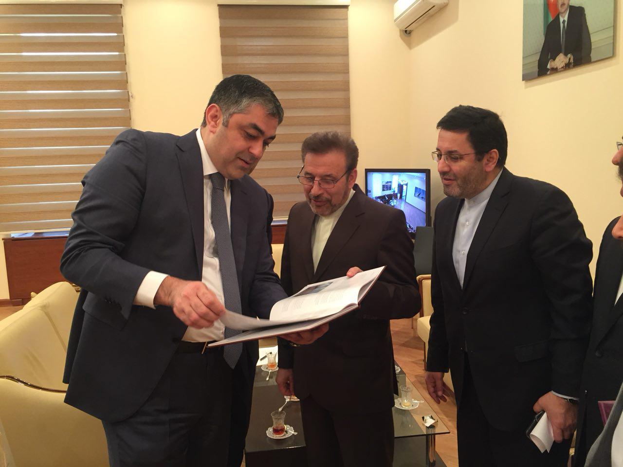 L'Iran et l'Azerbaïdjan appellent à un renforcement des liens concernant le TIC L'Iran et l'Azerbaïdjan appellent à un renforcement des liens concernant le TIC