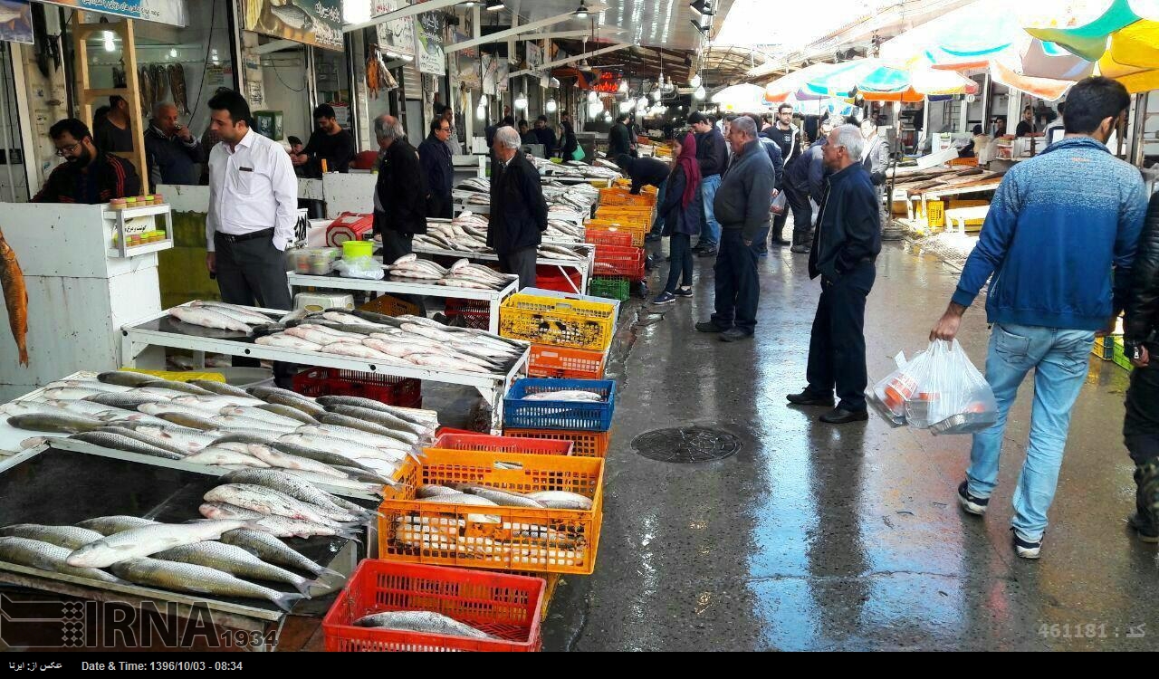بازار ماهی فروشان نوشهر - ایرنا
