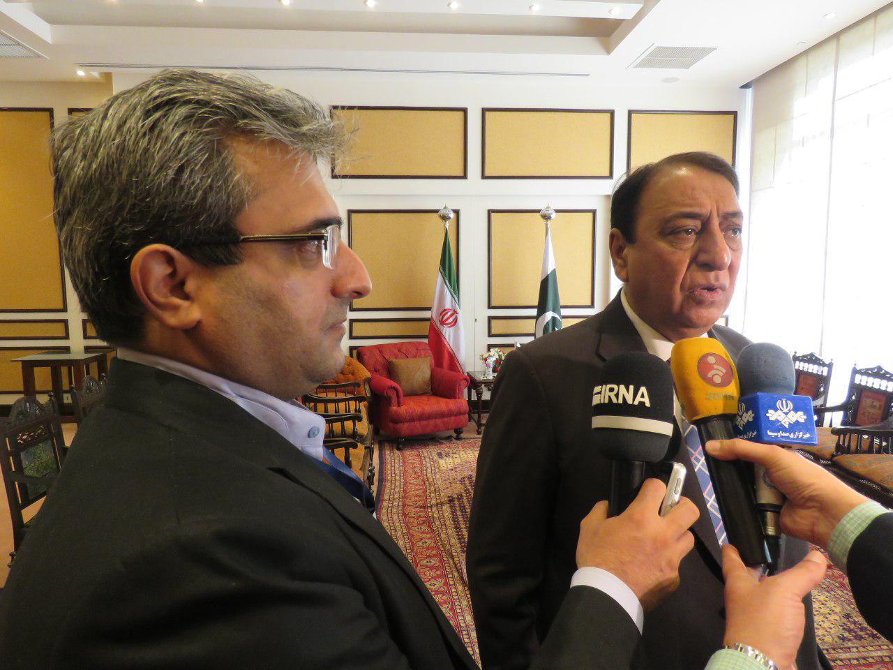 Pakistan keen to enhance trade with Iran: Pak minister Pakistan keen to enhance trade with Iran: Pak minister