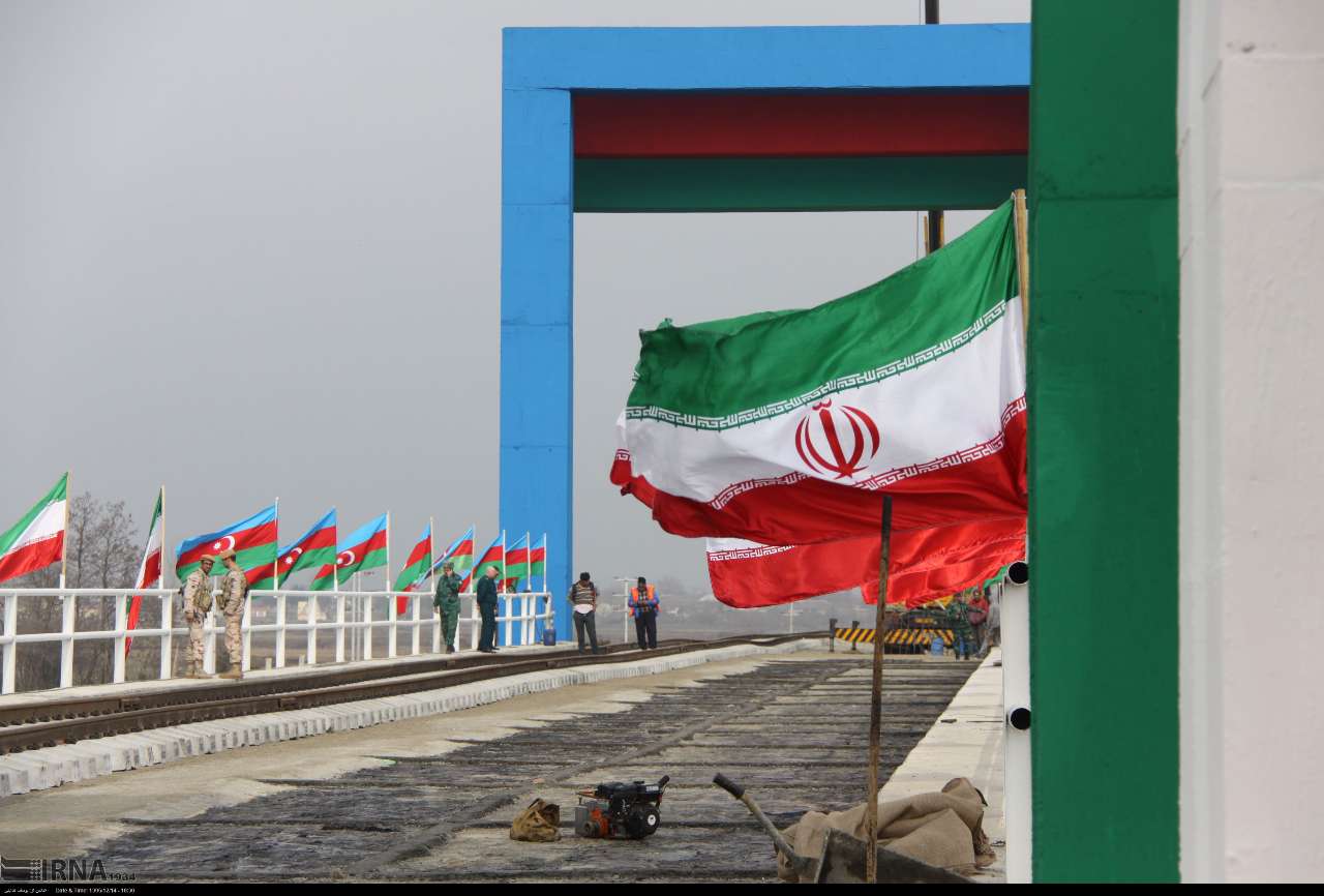 نماينده مجلس: راه آهن آستارا بستر ورود سرمايه گذاران خارجي به گيلان است نماينده مجلس: راه آهن آستارا بستر ورود سرمايه گذاران خارجي به گيلان است