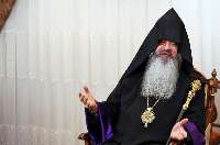 Iranian Armenians enjoying same rights as other fellow countrymen: Religious leader