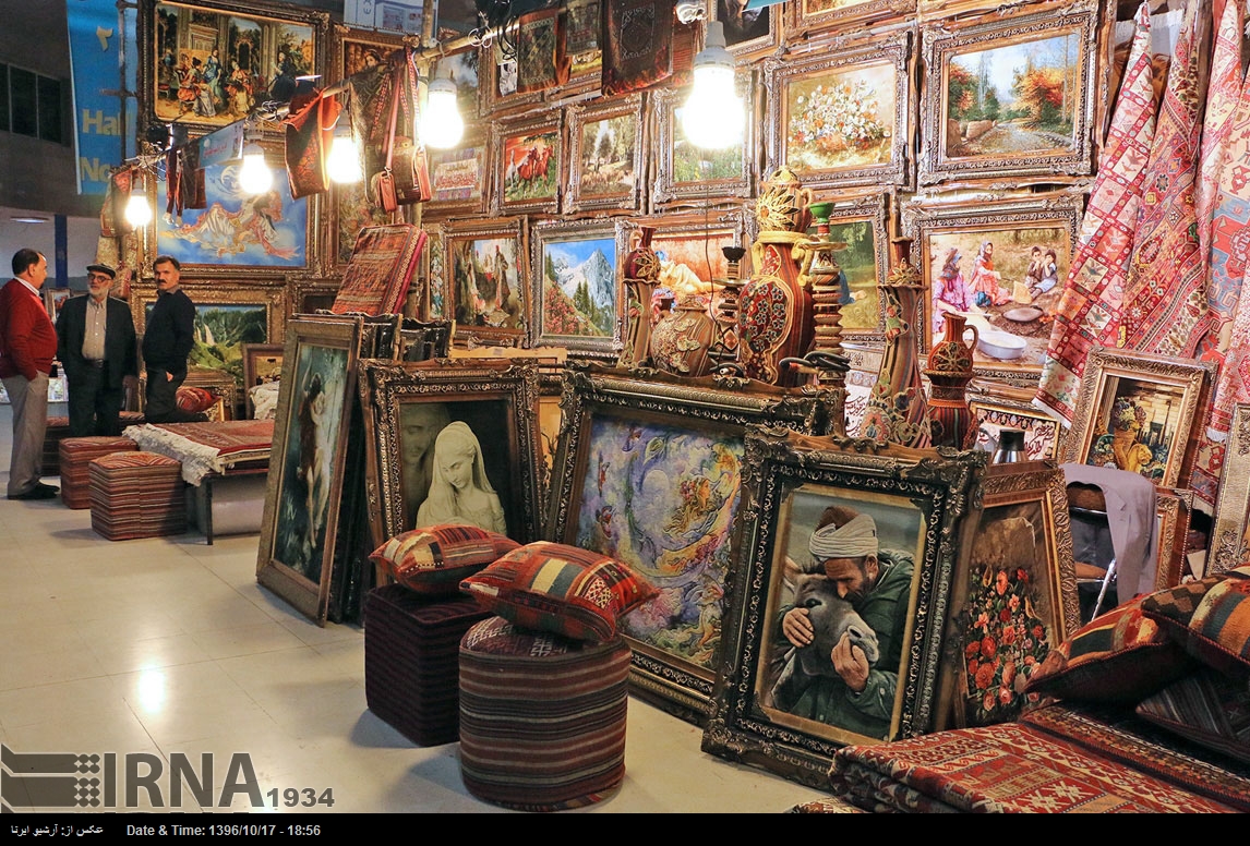 Ausstellung für handgeknüpfte Teppiche in der iranischen Stadt Zandschan Ausstellung für handgeknüpfte Teppiche in der iranischen Stadt Zandschan