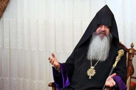 Un responsable religieux arménien déclare l'égalité entre les différentes communautés religieuses en Iran