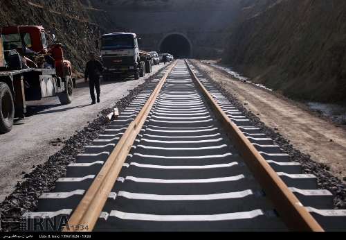 مذاکرات مالی و فنی ساخت راه‌آهن رشت- آستارا با روسیه همزمان پیش می‌رود