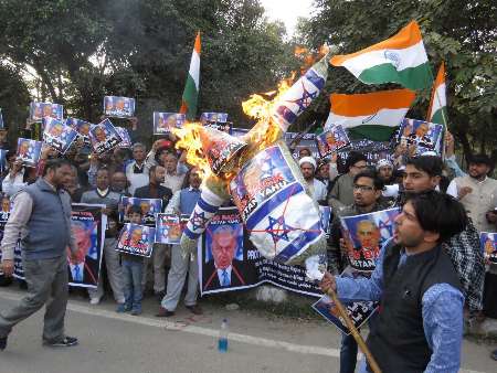 تلاش نتانیاهو برای گسترش روابط با دولت هنددر میان اعتراض های گسترده مردم