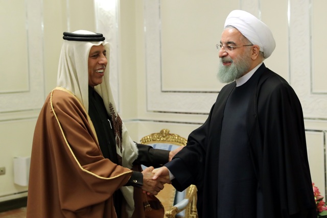 الرئيس روحاني يؤكد علي ضرورة اجراء الحوار لتسوية الخلافات بين دول الجوار