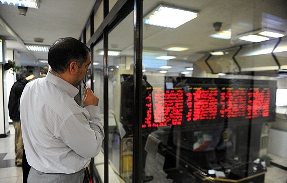 شاخص بورس با كمك نمادهاي پتروشيمي، 297 واحد بالا رفت