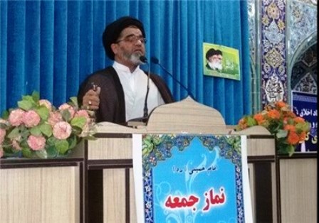 انقلاب اسلامی حاصل تلاش امام و برگرفته از آموزه های دینی است