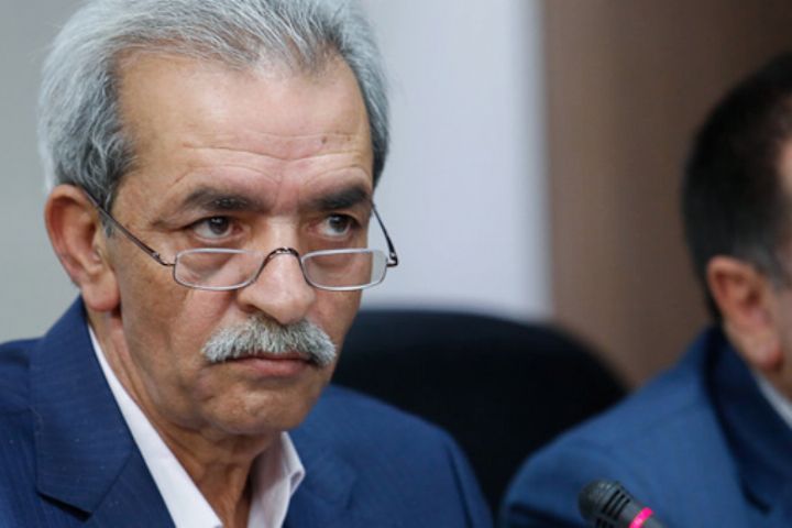 منح التجارالايرانيين تسهيلات تجارية وتأشيرات دخول خلال عمليات التبادل الاقتصادي بين الدول الواقعة علي طريق الحرير منح التجارالايرانيين تسهيلات تجارية وتأشيرات دخول خلال عمليات التبادل الاقتصادي بين الدول الواقعة علي طريق الحرير