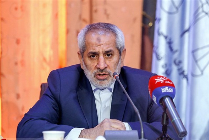 مدعی عام طهران : بقی 4 معتقلین فقط علي ذمة التحقیق فی اعمال الشغب الاخیرة مدعی عام طهران : بقی 4 معتقلین فقط علي ذمة التحقیق فی اعمال الشغب الاخیرة