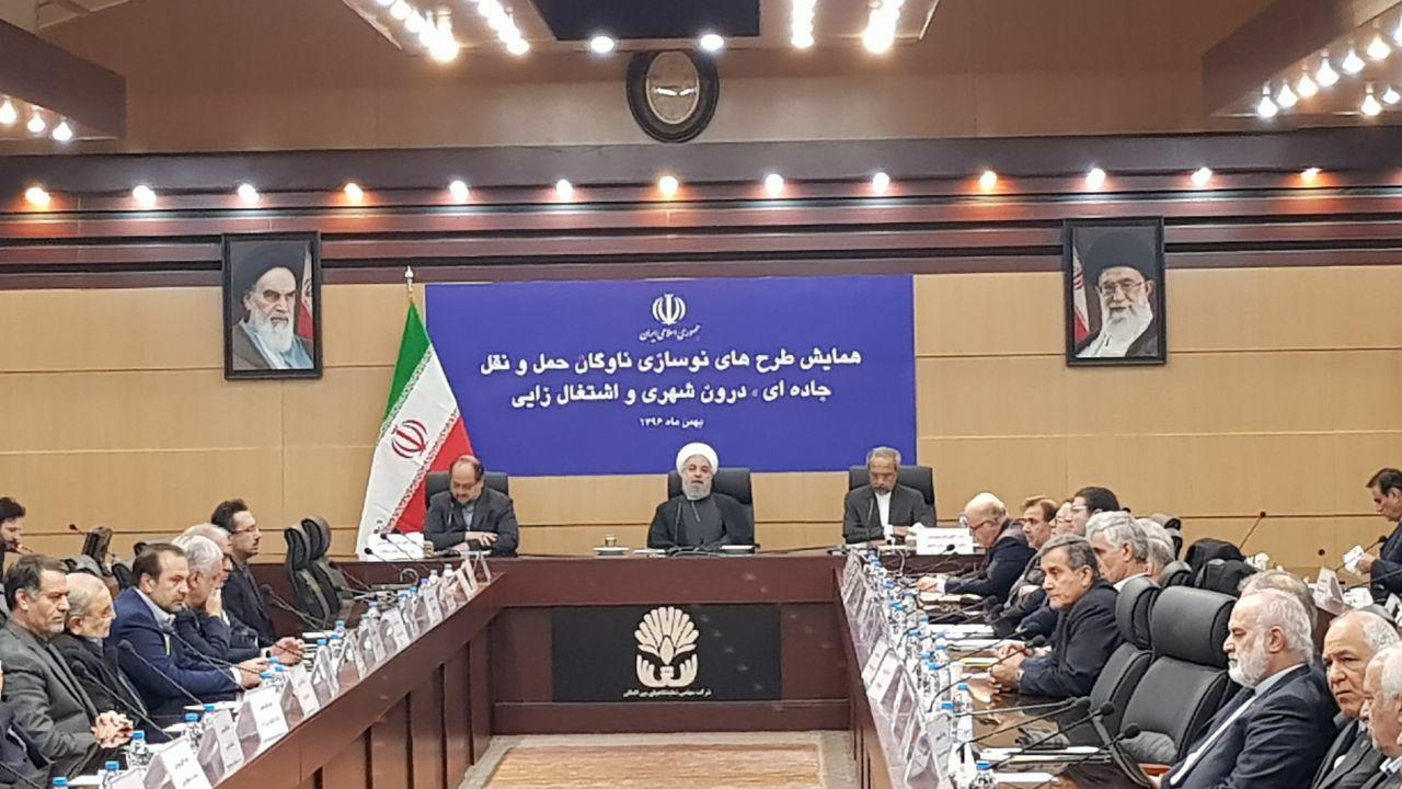 إنعقاد ملتقي تحديث اسطول النقل البري بحضور الرئيس روحاني إنعقاد ملتقي تحديث اسطول النقل البري بحضور الرئيس روحاني