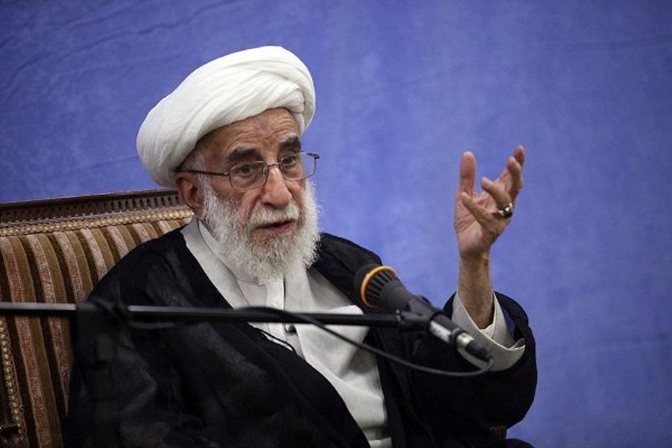 آية الله جنتي: علينا إحباط كافة المحاولات المناوئة للإسلام والنظام آية الله جنتي: علينا إحباط كافة المحاولات المناوئة للإسلام والنظام