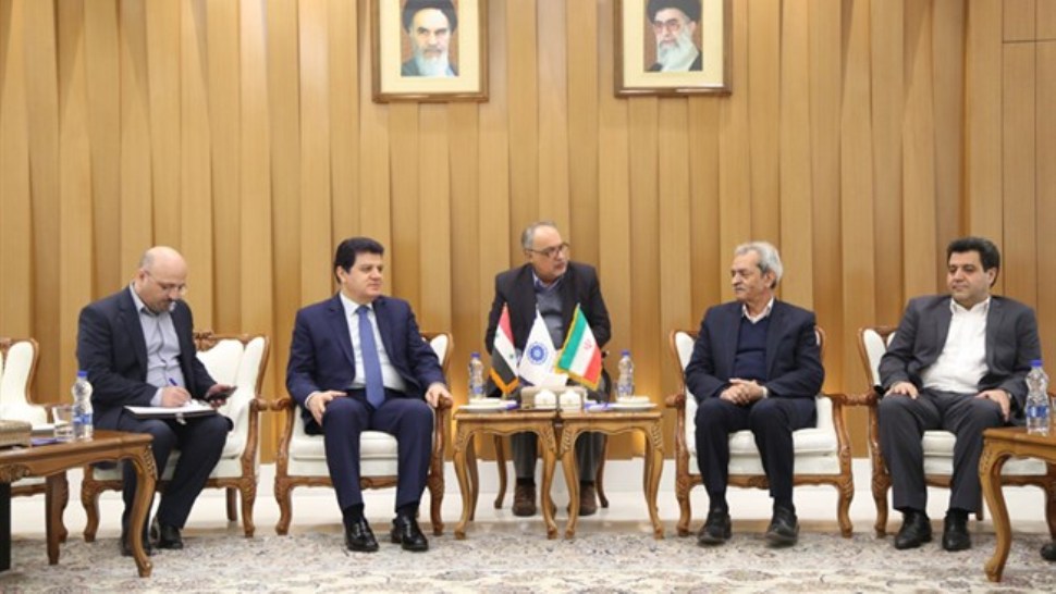 السفیر السوری یقترح تاسیس غرفة تجارة مشتركة مع ایران السفیر السوری یقترح تاسیس غرفة تجارة مشتركة مع ایران