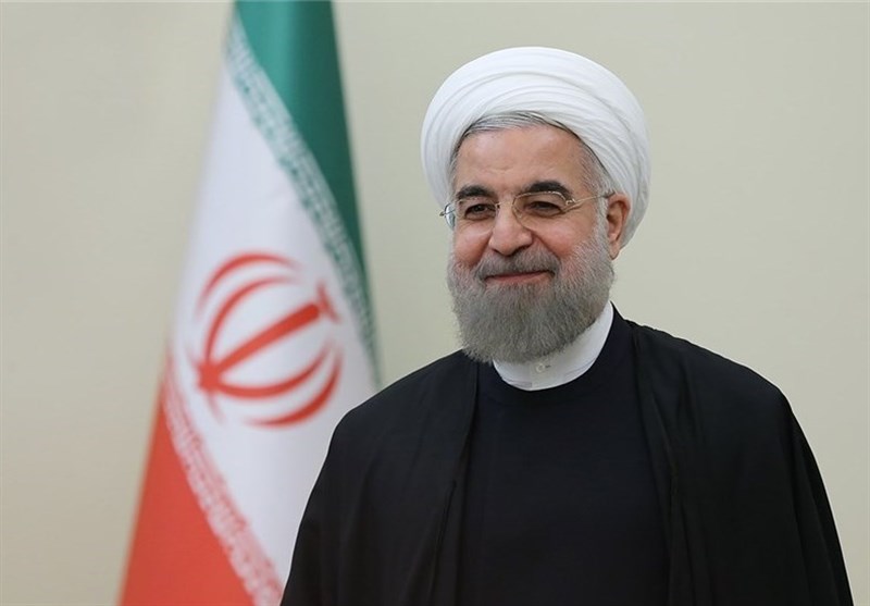 الحفل الختامي لتكريم الفائزين بالجائزة العالمية لكتاب العام في إيران الحفل الختامي لتكريم الفائزين بالجائزة العالمية لكتاب العام في إيران