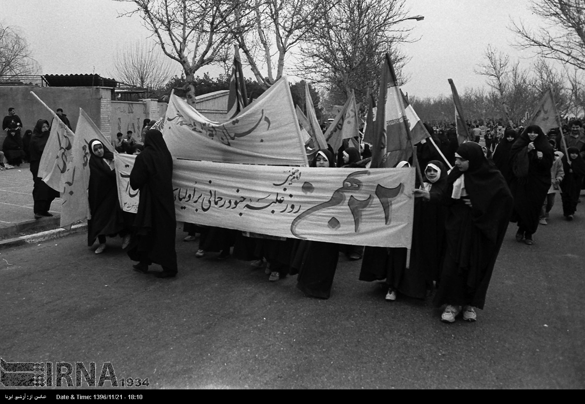 روایت مردمی که همیشه پای انقلابشان ایستادند