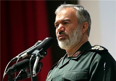 السفن الامريكية مطالبة باستخدام الممر الذي تحدّده ايران للعبور من الخليج الفارسي السفن الامريكية مطالبة باستخدام الممر الذي تحدّده ايران للعبور من الخليج الفارسي