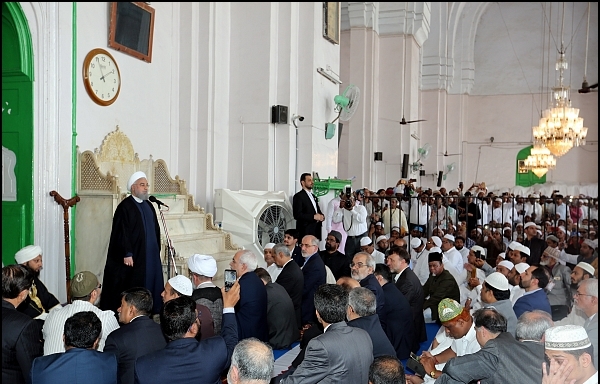 روحاني يؤكد ضرورة توحد العالم الاسلامي في مواجهة الاعداء والكيان الصهيوني روحاني يؤكد ضرورة توحد العالم الاسلامي في مواجهة الاعداء والكيان الصهيوني