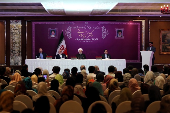 الرئیس روحانی: إیران أكثر الدول تأثیراً فی المنطقة الرئیس روحانی: إیران أكثر الدول تأثیراً فی المنطقة