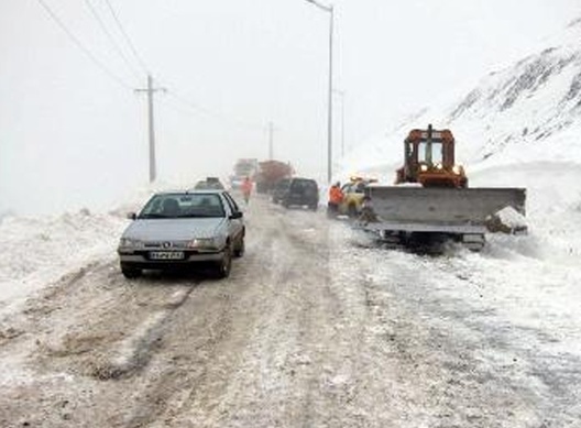 مه و بارش برف و باران جاده هاي كردستان را فرا گرفته است