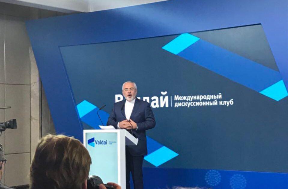 ظريف: التهديد الداعشي لازال مستمرا ظريف: التهديد الداعشي لازال مستمرا