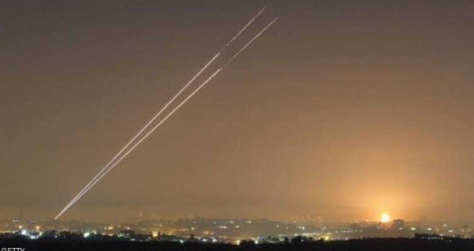 أوساط فلسطينية: العدو وحده المسؤول عن تبعات حماقاته في غزة .. ولن نستسلم لإرادته أوساط فلسطينية: العدو وحده المسؤول عن تبعات حماقاته في غزة .. ولن نستسلم لإرادته
