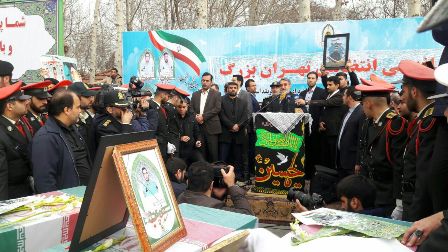 وزیر الداخلیة: الافراطیون فی حی باسداران كانوا یسعون لتنفیذ عملیات قتل وزیر الداخلیة: الافراطیون فی حی باسداران كانوا یسعون لتنفیذ عملیات قتل