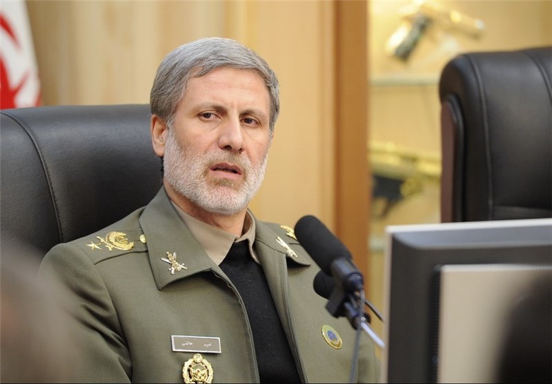 وزير الدفاع : سواحل مكران منطقة آمنة للاستثمار وزير الدفاع : سواحل مكران منطقة آمنة للاستثمار